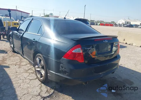 2010 Ford Fusion Sport из США, поврежденный, VIN 3FAHP0KC8AR152248